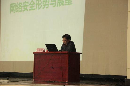 说明: null3c35e2613e553152